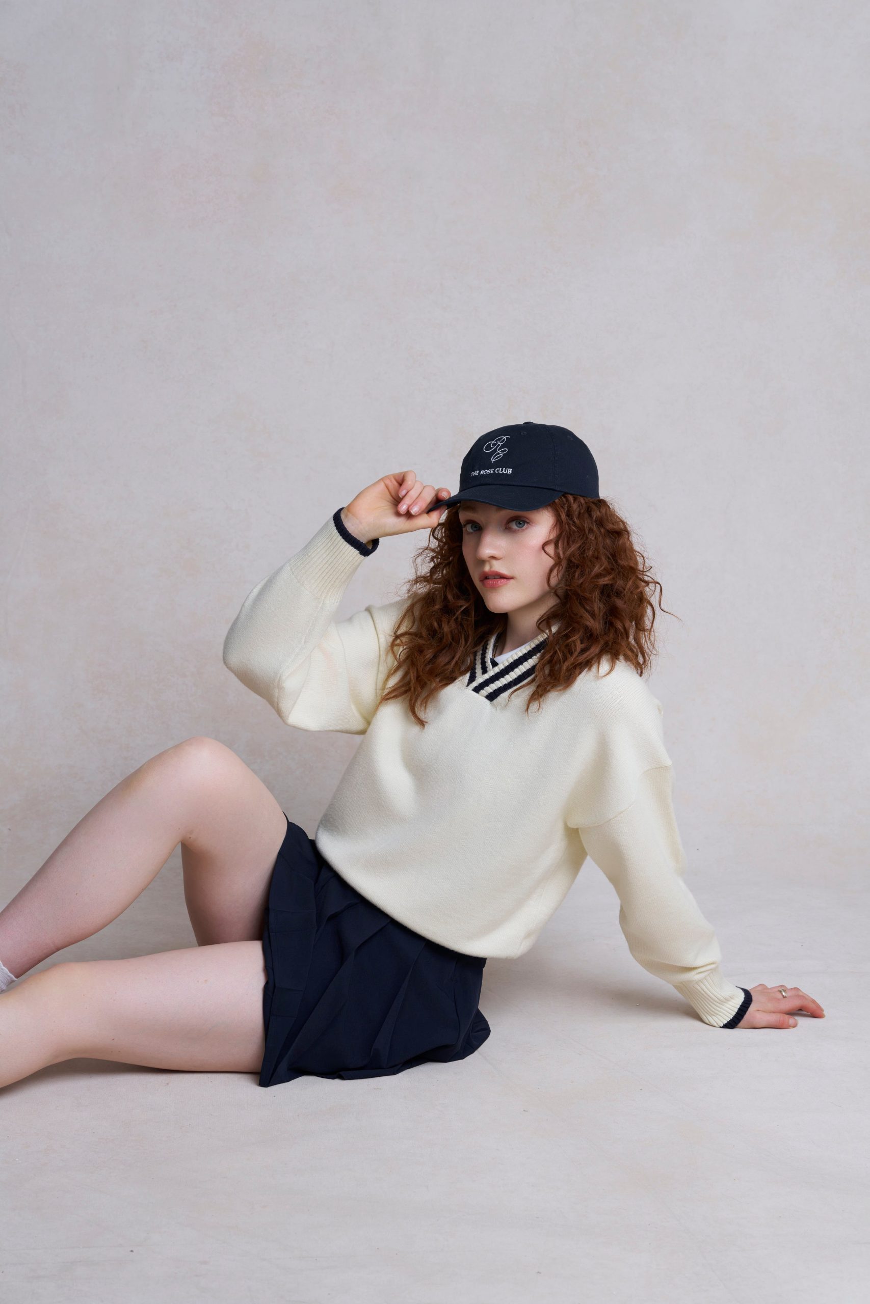 Betty V-neck Jumper